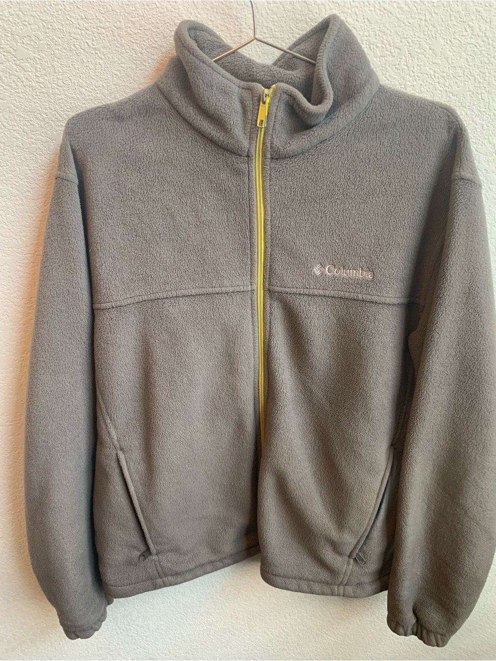 Columbia Women’s Gray Fleece Jacket with Yellow Zipper